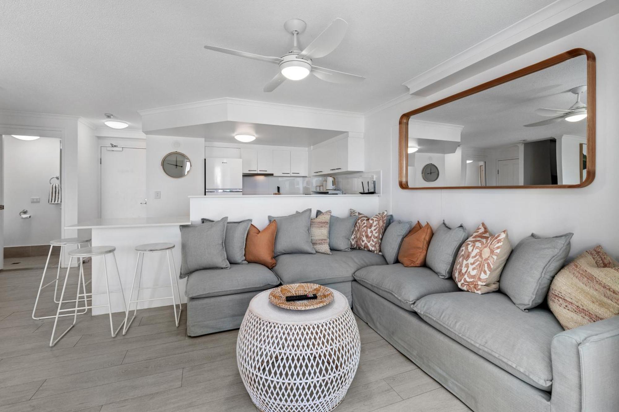 Emerald Sands Surfers Paradise