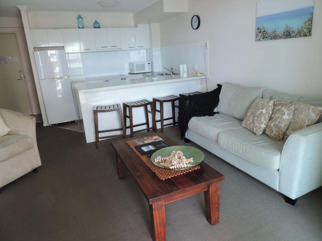Emerald Sands Surfers Paradise