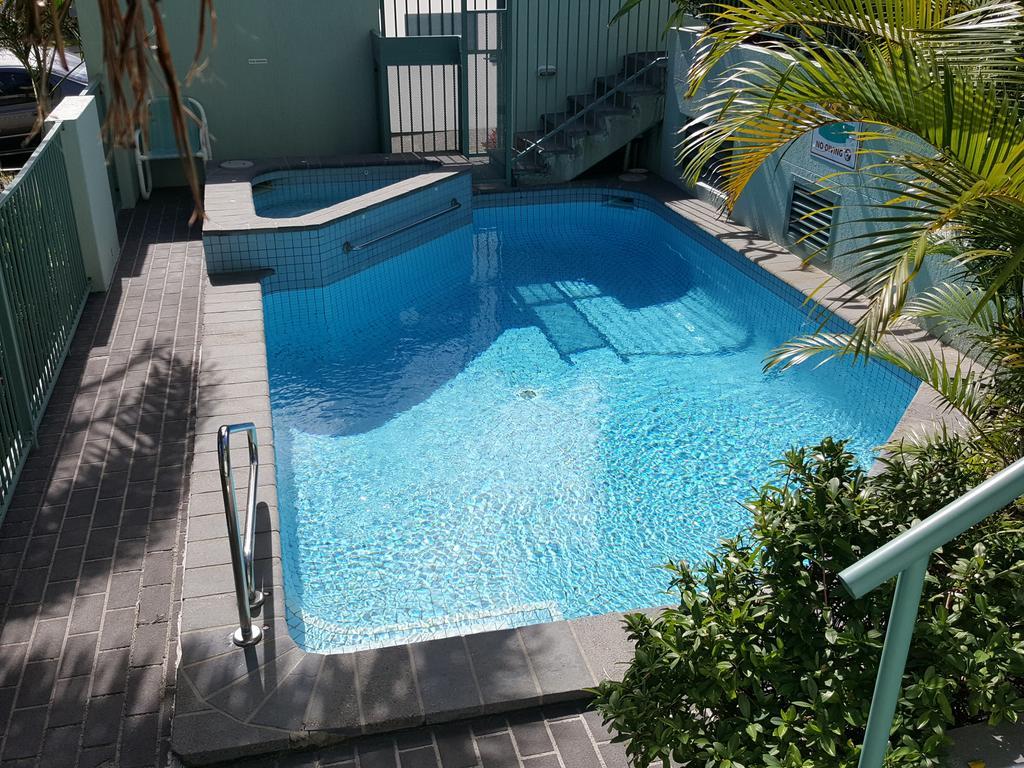 Emerald Sands Aparthotel 4*