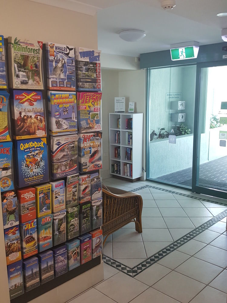 Emerald Sands Surfers Paradise