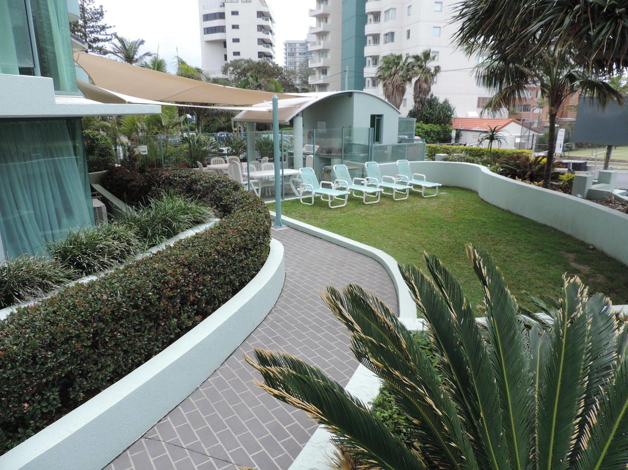 Emerald Sands 4*
